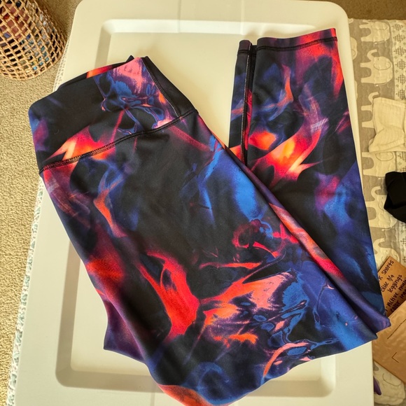 Old Navy Pants - Old Navy Active Multicolor Leggings